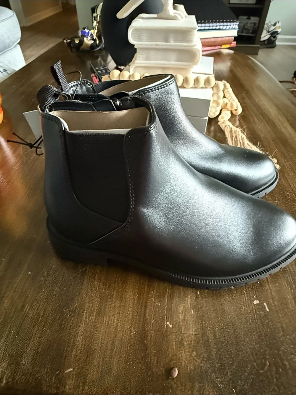 Classic Black Chelsea Ankle Boots size 1 cat&Jack